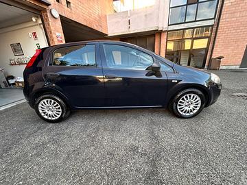 Fiat Punto 1.3 MJT II S&S 95 CV 5 porte Street
