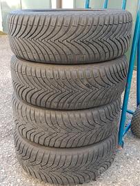 Pneumatici invernali 185/55 R15 + cerchi in ferro