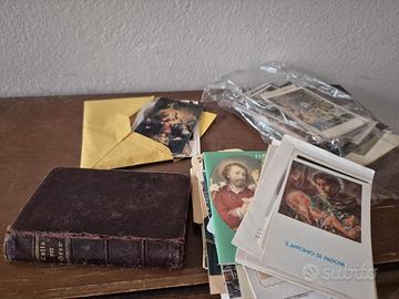immagini sacre (santini) e libro di preghiera