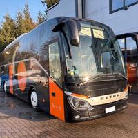 Setra S515