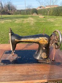 SINGER macchina da cucire
