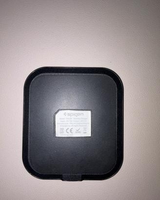 Basetta di ricarica wireless spigen