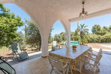 Villetta vicino spiagg. di Guidaloca/Castellammare