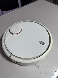 XIAOMI MI ROBOT VACUUM ——V E N D U T O!!!!