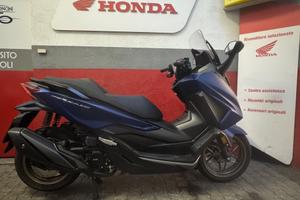Honda Forza 350