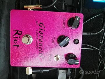 Riot        distorsore