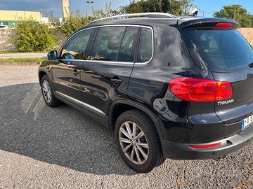 VOLKSWAGEN Tiguan 1ª serie - 2015