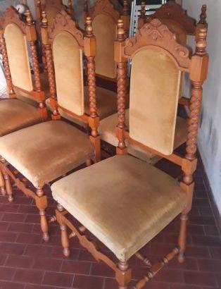sedie sala ricoperte velluto