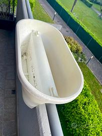 Vasi fiori da ringhiera