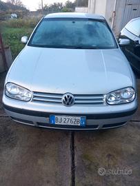 Volkswagen Golf 4 per pezzi