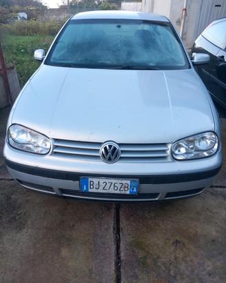 Volkswagen Golf 4 per pezzi