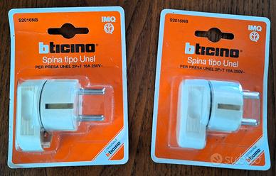 2 spine Bticino tipo Unel S2016NB
