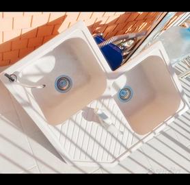 lavello angolare in fragranite