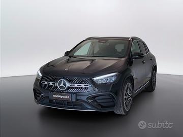 MERCEDES-BENZ GLA-H247 2023 - GLA 200 d AMG Line A