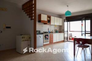 QUADRILOCALE IN BUONE CONDIZIONI CON ASCENSORE E P