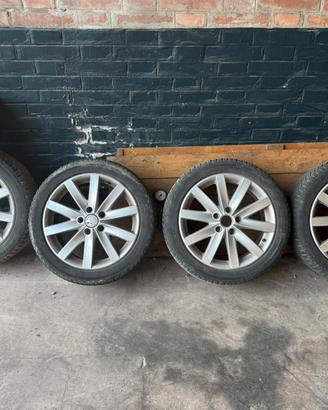 Cerchi volkswagen più gomme michelin invernali