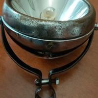 Fanale anteriore per moto d'epoca marca Riemann. 