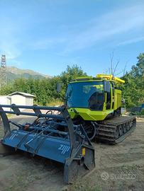trattore mezzo multifunzione agricolo battipista