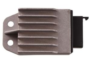 Regolatore tensione marca Leonelli a 3 pin per Apr