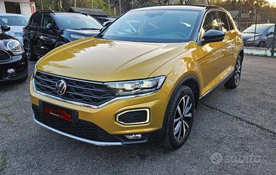 VOLKSWAGEN T-Roc 110cv full optional