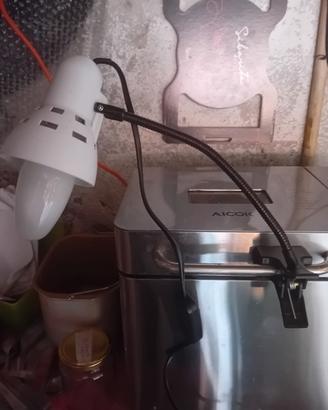 LAMPADA DA TAVOLO O SCRIVANIA