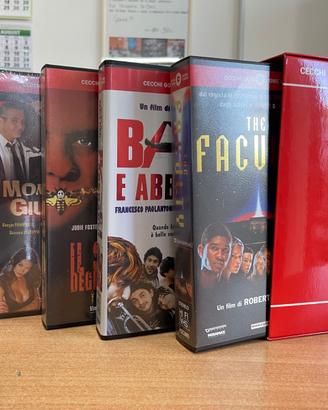 Cofanetto con 5 VHS originali