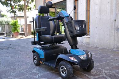 SCOOTER ELETTRICO PER PERSONE A MOBILITA’ RIDOTTA