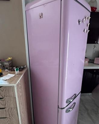 Frigo rosa