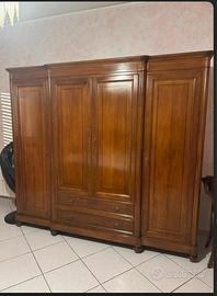 Armadio Classico in Pregiato Legno