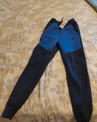 Pantaloni tech nike niovi von cartellino
