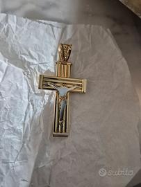 Croce con cristo in oro 18 k lavorato a Mano