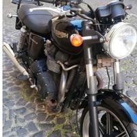 Triumph Bonneville - 2009