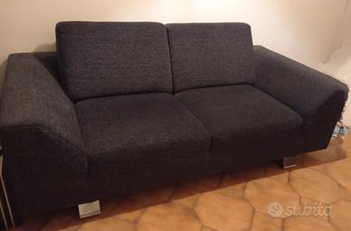  divano grigio antracite 