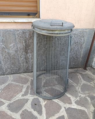cestino porta rifiuti 