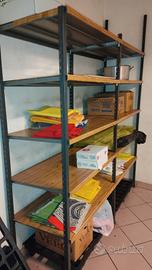 scaffali magazzino e pallet 