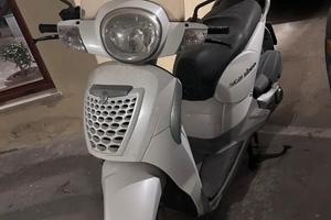 Aprilia scarabeo 200