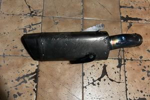 Terminale Akrapovic Yamaha R6 – Usato