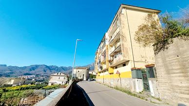 Bilocale con cantina in Via Nicola Pastore