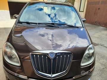 Lancia musa benzina GPL