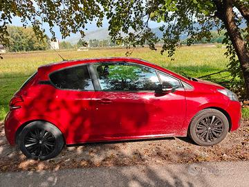 Peugeot 208 1.2 PureTech – 3 Porte – 90.000 km – A