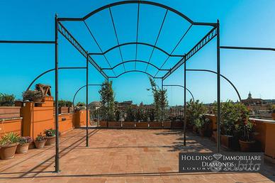 Attico / Mansarda di 156 m² con 5 locali a Roma