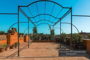 Attico / Mansarda di 156 m² con 5 locali a Roma