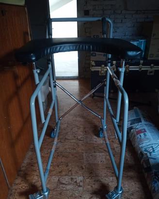 Deambulatore antibrachiale