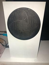 Xbox serie s 515 GB più 6 giochi