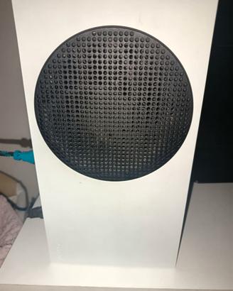 Xbox serie s 515 GB più 6 giochi