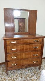 cassettiera con specchio