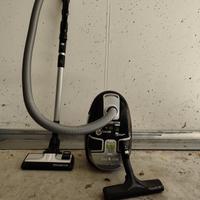 Aspirapolvere Rowenta silence force extreme