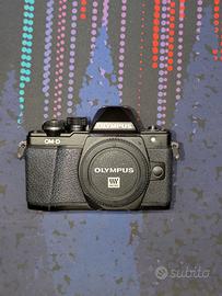 Olympus OM-D E-M10 Mk II
