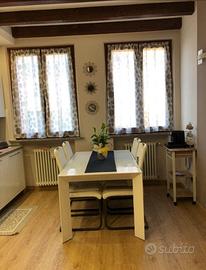 Sedie bianco panna ecopelle