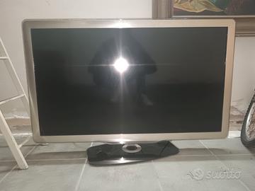 TV PHILIPS 42 POLLICI AMBILIGHT